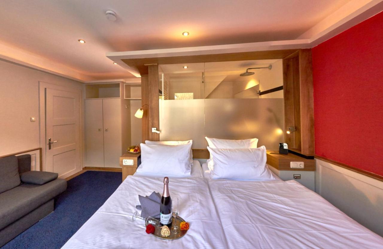 Rhein Hotel Bacharach Bagian luar foto